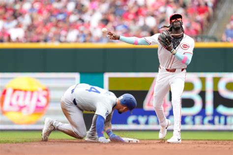 Dodgers and Reds meet to decide series winner